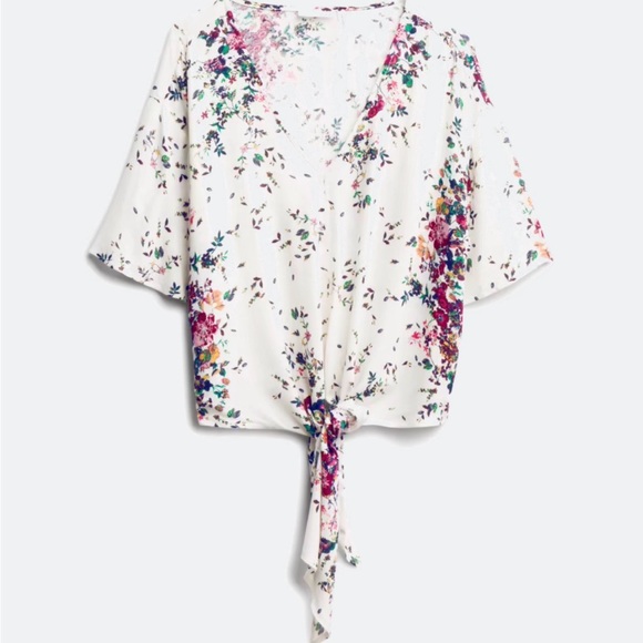 Luq Rhee Tie Front Top - Picture 4 of 5